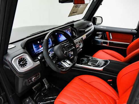 Used 2026 Mercedes-Benz G 63 AMG 4MATIC image 2