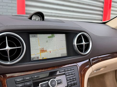 Used 2016 Mercedes-Benz SL 400 image 33