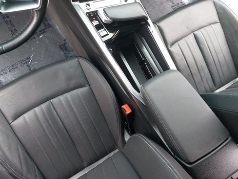 Used 2024 Audi Q8 e-tron Premium Plus w/ Premium Plus Package AWD/4WD image 28