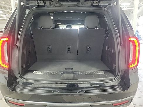 Used 2023 GMC Yukon AT4 w/ Technology Package image 15