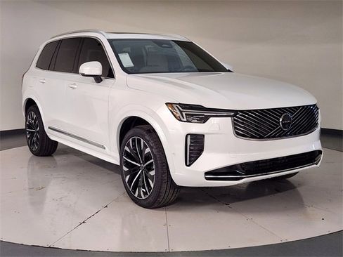 New 2026 Volvo XC90 B6 Plus w/ Protection Package Premier image 7