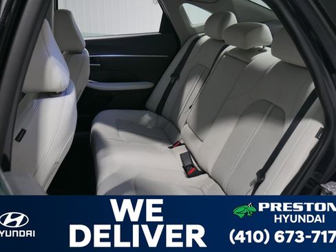 Certified 2024 Hyundai Sonata SEL w/ Convenience Package image 11