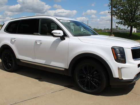 Used 2022 Kia Telluride SX AWD/4WD image 3