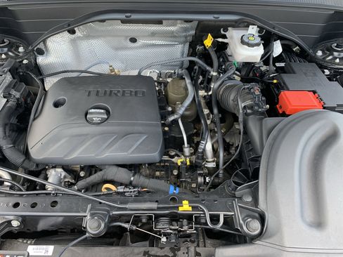 Used 2021 Chevrolet TrailBlazer RS w/ Convenience Package FWD image 32