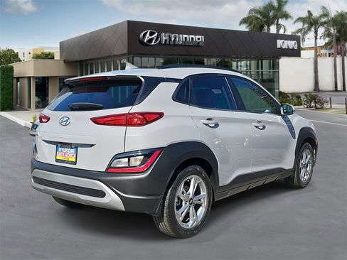 Certified 2023 Hyundai Kona SEL w/ Convenience Package image 3