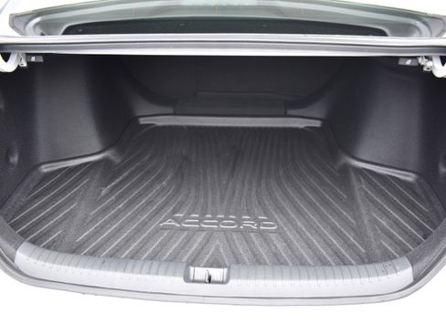 Certified 2024 Honda Accord Sport image 33