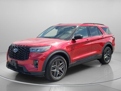 New 2026 Ford Explorer ST-Line w/ ST-Line Street Pack image 2