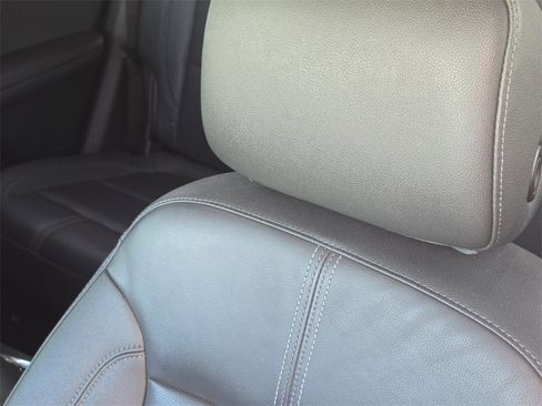 Used 2022 Chevrolet Blazer LT w/ Midnight/Sport Edition image 10