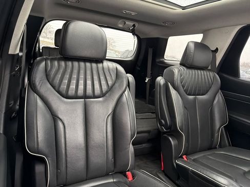 Used 2023 Hyundai Palisade Limited image 38
