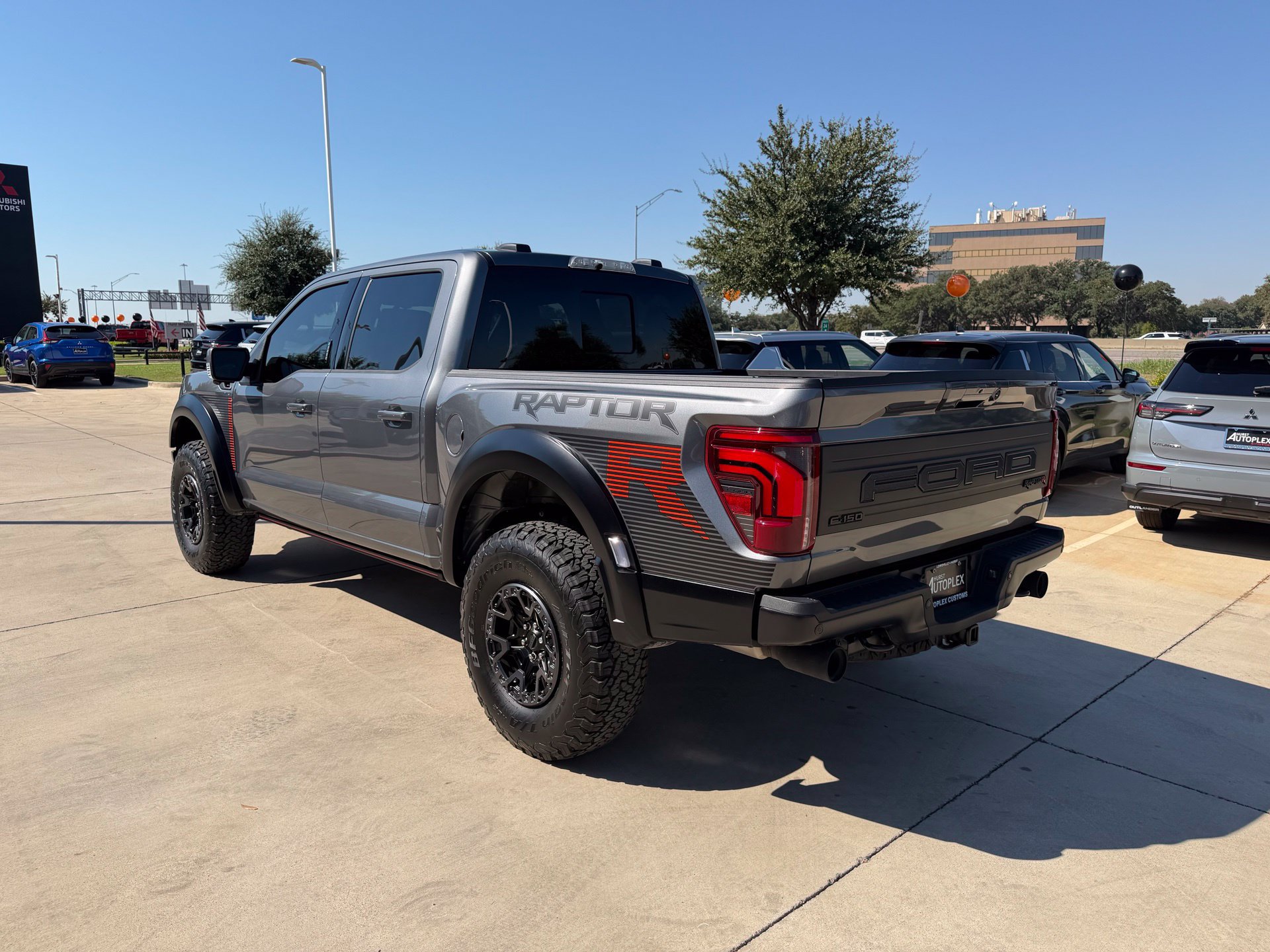 Used 2026 Ford F150 Raptor w/ Equipment Group 803A Raptor R AWD/4WD image 4