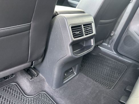 Certified 2024 Volkswagen Atlas Cross Sport SE image 24