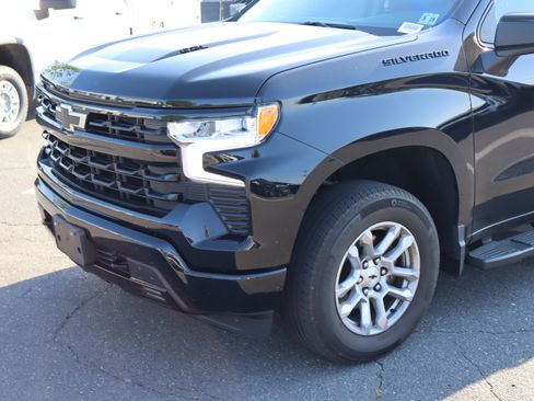 Used 2024 Chevrolet Silverado 1500 RST w/ Convenience Package II AWD/4WD image 17