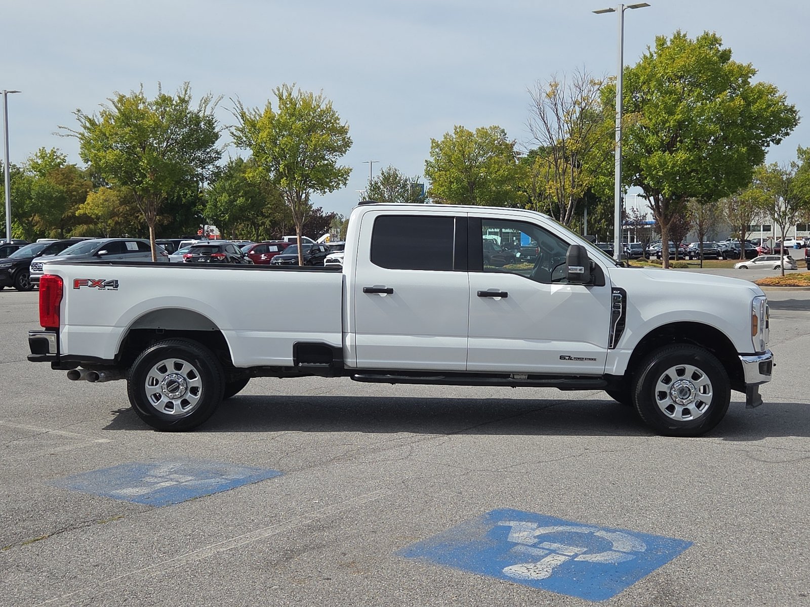 Used 2023 Ford F250 XLT w/ FX4 Off-Road Package AWD/4WD image 6
