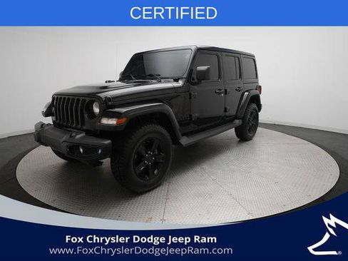 Certified 2022 Jeep Wrangler Unlimited Sahara AWD/4WD image 1