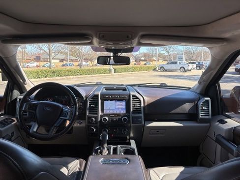 Used 2019 Ford F150 Limited w/ Trailer Tow Package image 13