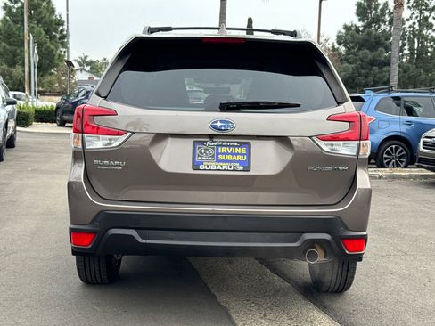 Certified 2023 Subaru Forester Limited image 8