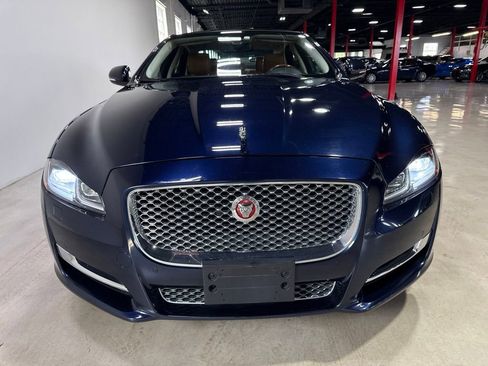 Used 2017 Jaguar XJ L Portfolio AWD/4WD image 9