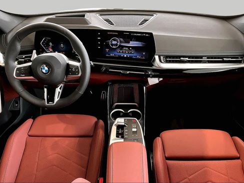 New 2026 BMW X1 xDrive28i w/ Technology Package AWD/4WD image 5