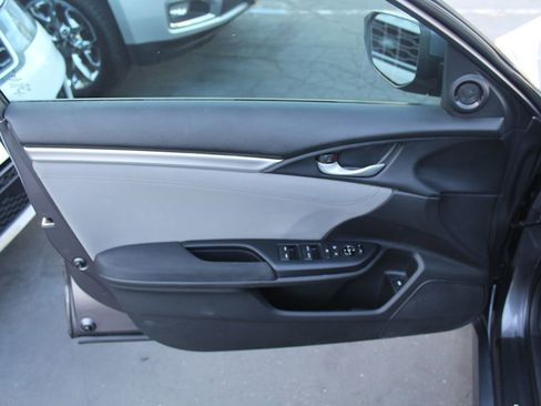 Used 2017 Honda Civic EX-T image 16