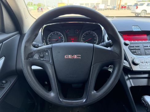 Used 2010 GMC Terrain SLE FWD image 15