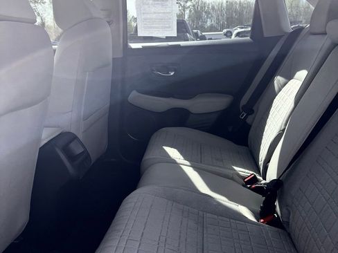 Used 2023 Honda HR-V LX image 4