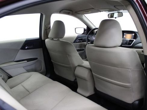 Used 2015 Honda Accord LX image 24