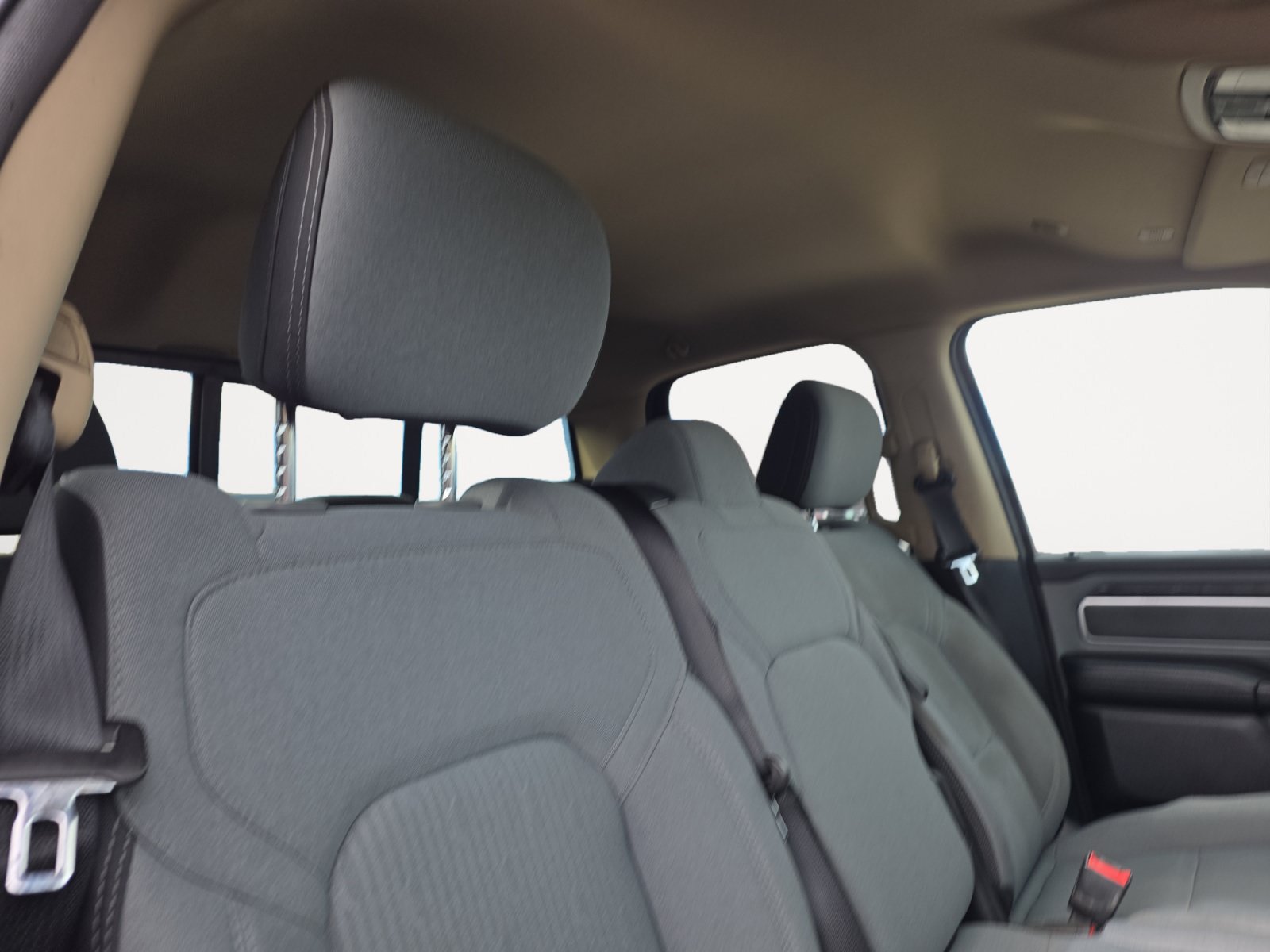 Used 2019 RAM 1500 Big Horn AWD/4WD image 11