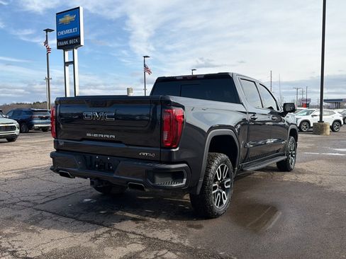 Used 2023 GMC Sierra 1500 AT4 w/ AT4 Premium Package image 4