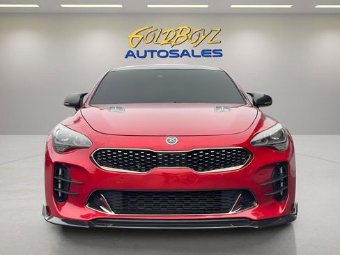 Used 2018 Kia Stinger GT2 image 8