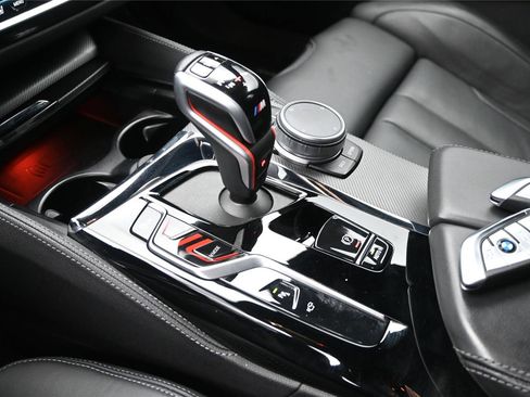 Used 2022 BMW M5 w/ Competition Package AWD/4WD image 5