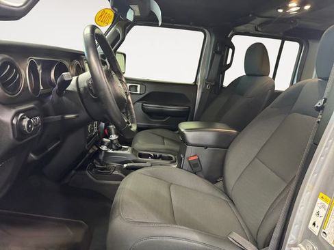 Used 2018 Jeep Wrangler Unlimited Sport S AWD/4WD image 8