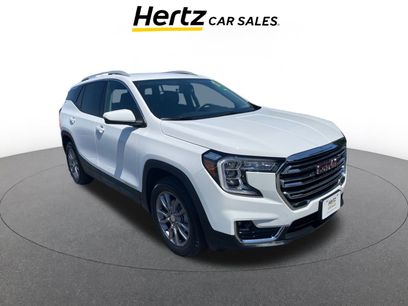 Used 2024 GMC Terrain SLT