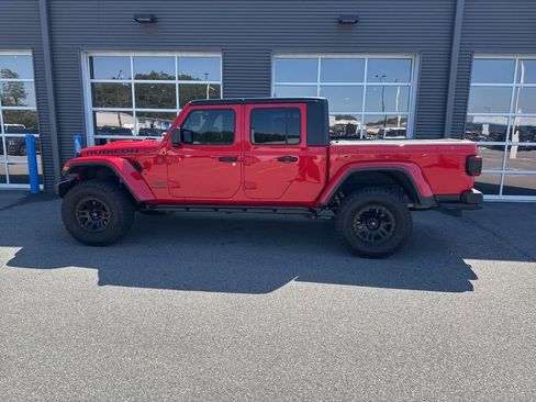 Used 2022 Jeep Gladiator Rubicon w/ LED Lighting Group image 2