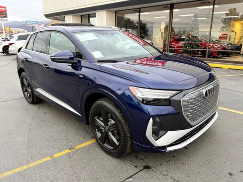 Used 2023 Audi Q4 e-tron Prestige image 2