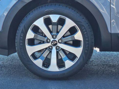 Used 2021 Kia Telluride EX w/ EX Premium Package FWD image 32