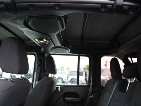 Used 2023 Jeep Wrangler Unlimited Sport AWD/4WD image 33