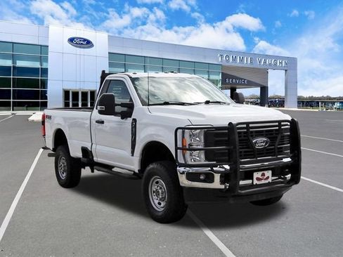 Used 2023 Ford F250 XL w/ 360-Degree Camera Package AWD/4WD image 5