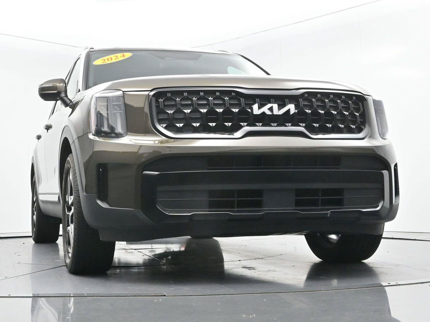 Used 2024 Kia Telluride EX X-Line AWD/4WD image 55