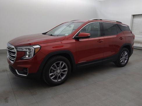 Used 2023 GMC Terrain SLT w/ Tech Package AWD/4WD image 2