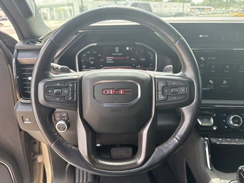 Used 2022 GMC Sierra 1500 AT4 w/ AT4 Premium Package image 14