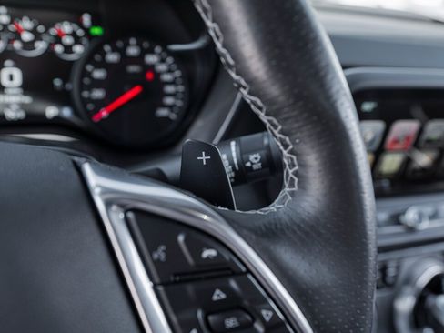 Used 2016 Chevrolet Camaro SS RWD image 33