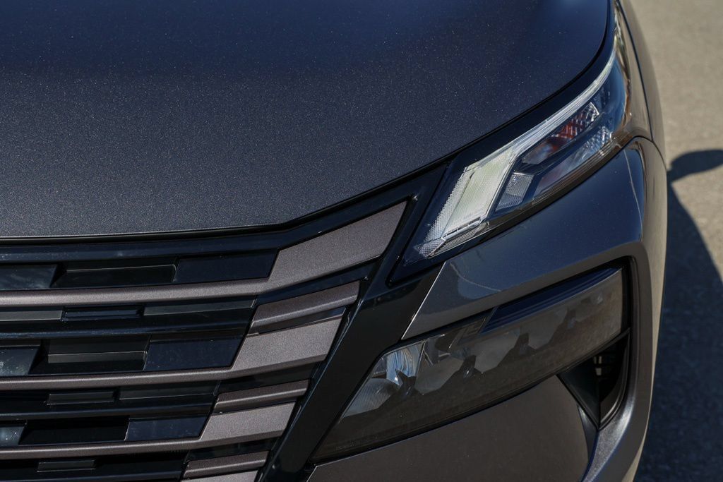 New 2026 Nissan Rogue S FWD image 11