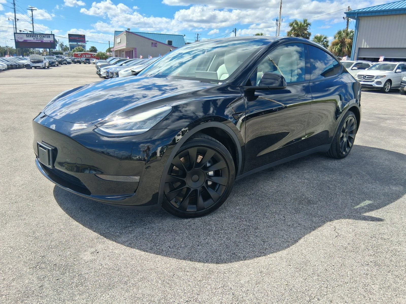 Used 2020 Tesla Model Y Long Range AWD/4WD image 1