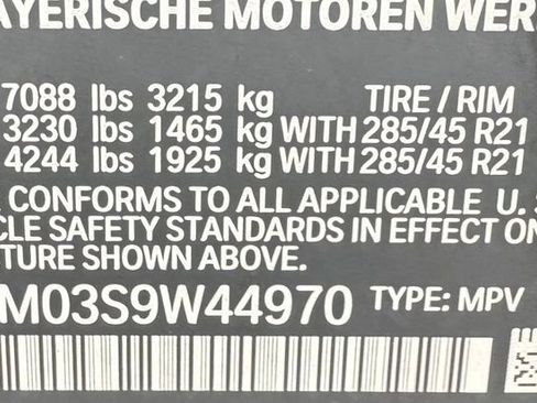 Certified 2025 BMW X7 xDrive40i w/ M Sport Package AWD/4WD image 42