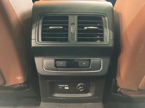 Used 2021 Audi Q5 Premium Plus w/ Premium Plus Package image 30