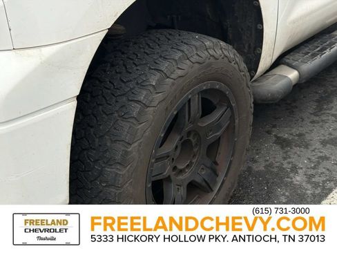 Used 2012 Toyota Tundra Limited w/ Memory Pkg image 9