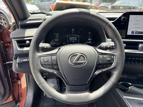 Certified 2025 Lexus UX 300h FWD w/ Accessory Package (Z1) image 14