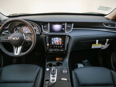 Certified 2025 INFINITI QX50 Pure AWD/4WD image 12