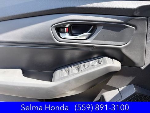 Certified 2025 Honda Accord SE image 12
