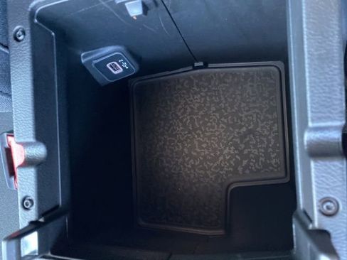 New 2026 Jeep Wrangler Unlimited Rubicon image 32